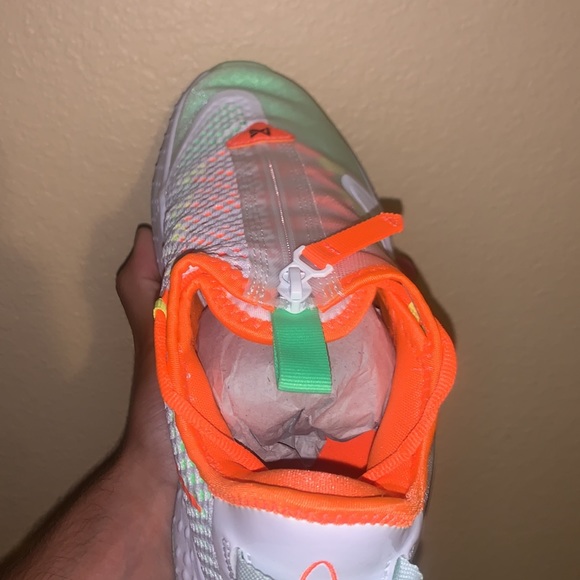 Paul George 4’s Gatorade - Picture 8 of 9